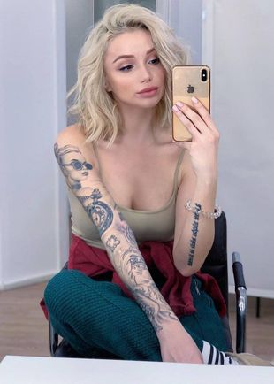 Аделина, Москва, Котельники, 19 лет, анкета 161237, +7 977 489-59-79