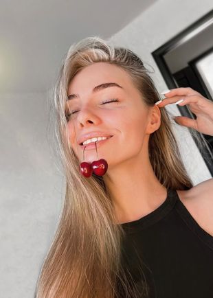 Нита, Москва, Киевская, 20 лет, анкета 113695, +7 902 328-22-26