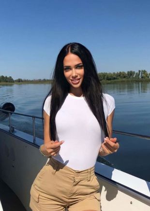 Аня, Москва, Киевская, 23 года, анкета 124580, +7 925 750-38-85