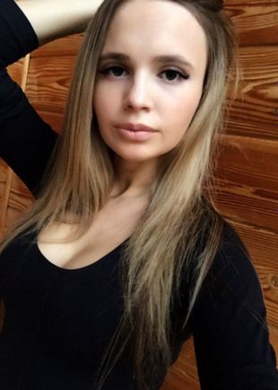 Оля, Москва, Ленинский проспект, 20 лет, анкета 130445, +7 909 857-60-51