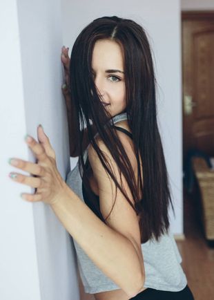 Аня, Москва, Бауманская, 20 лет, анкета 161390, +7 954 058-57-89