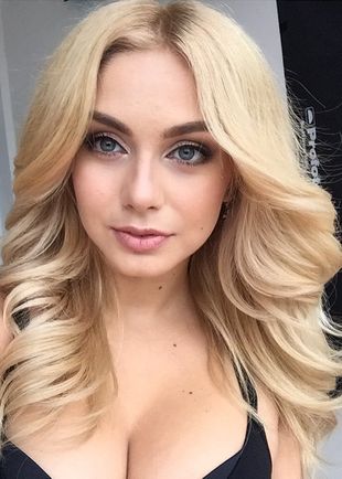 Аня, Москва, Павелецкая, 19 лет, анкета 103857, +7 927 324-48-41