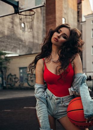 Яна, Москва, Университет, 19 лет, анкета 98309, +7 911 015-12-04