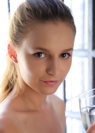 Маша, Дмитров, 22 года, анкета 135022, +7 979 564-91-37