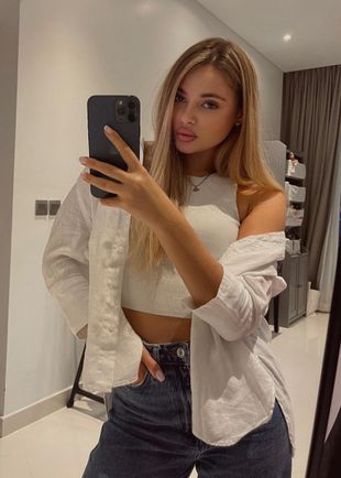 Яна, Москва, 22 года, анкета 159032, +7 981 887-63-32