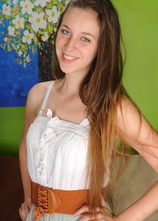 Аврора, Москва, Домодедовская, 21 год, анкета 137792, +7 962 542-87-33