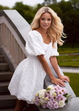 Юлия, Москва, Ломоносовский проспект, 19 лет, анкета 197714, +7 963 464-18-85