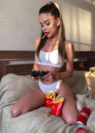 Моника, Москва, Беговая, 20 лет, анкета 108835, +7 954 084-06-65