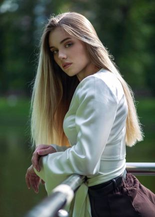 Аня, Москва, Новослободская, 22 года, анкета 216830, +7 968 959-59-22