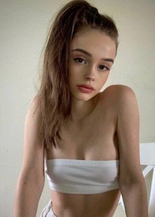 Эскортница Карина, 20 лет, Строгино, снять, 240983