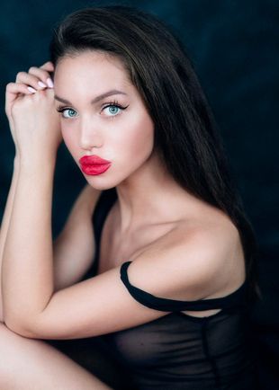 Эльза, Москва, Киевская, 21 год, анкета 120418, +7 906 386-26-45