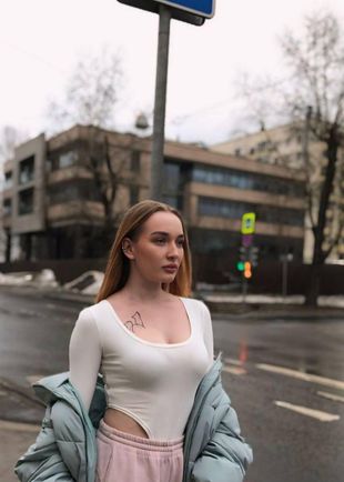 Аня, Москва, Деловой центр, 18 лет, анкета 277367, +7 980 075-64-74