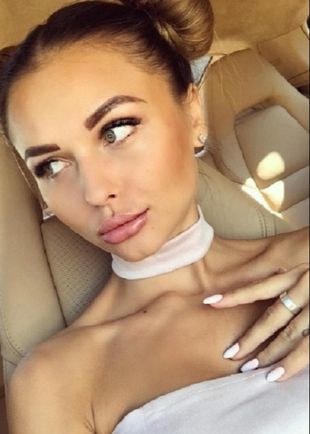 Роза, Москва, Тверская, 22 года, анкета 105678, +7 981 715-87-45